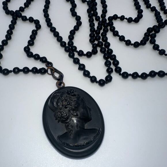 Antique Victorian Whitby jet black cameo jet glass beaded 66” mourning necklace - Picture 2 of 8